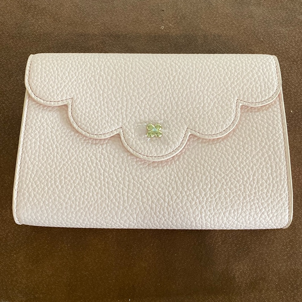 Aura Estelle wristlet wallet